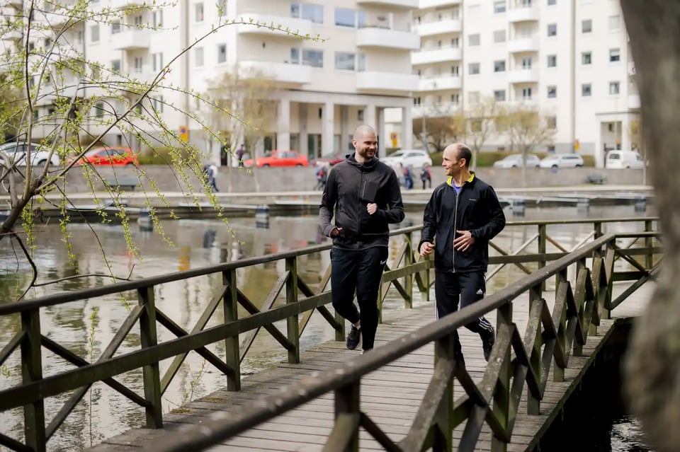 killar joggar